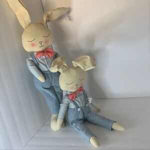 FLORAL SITTING AND STANDING PLUSH BUNNIES HOME DECOR